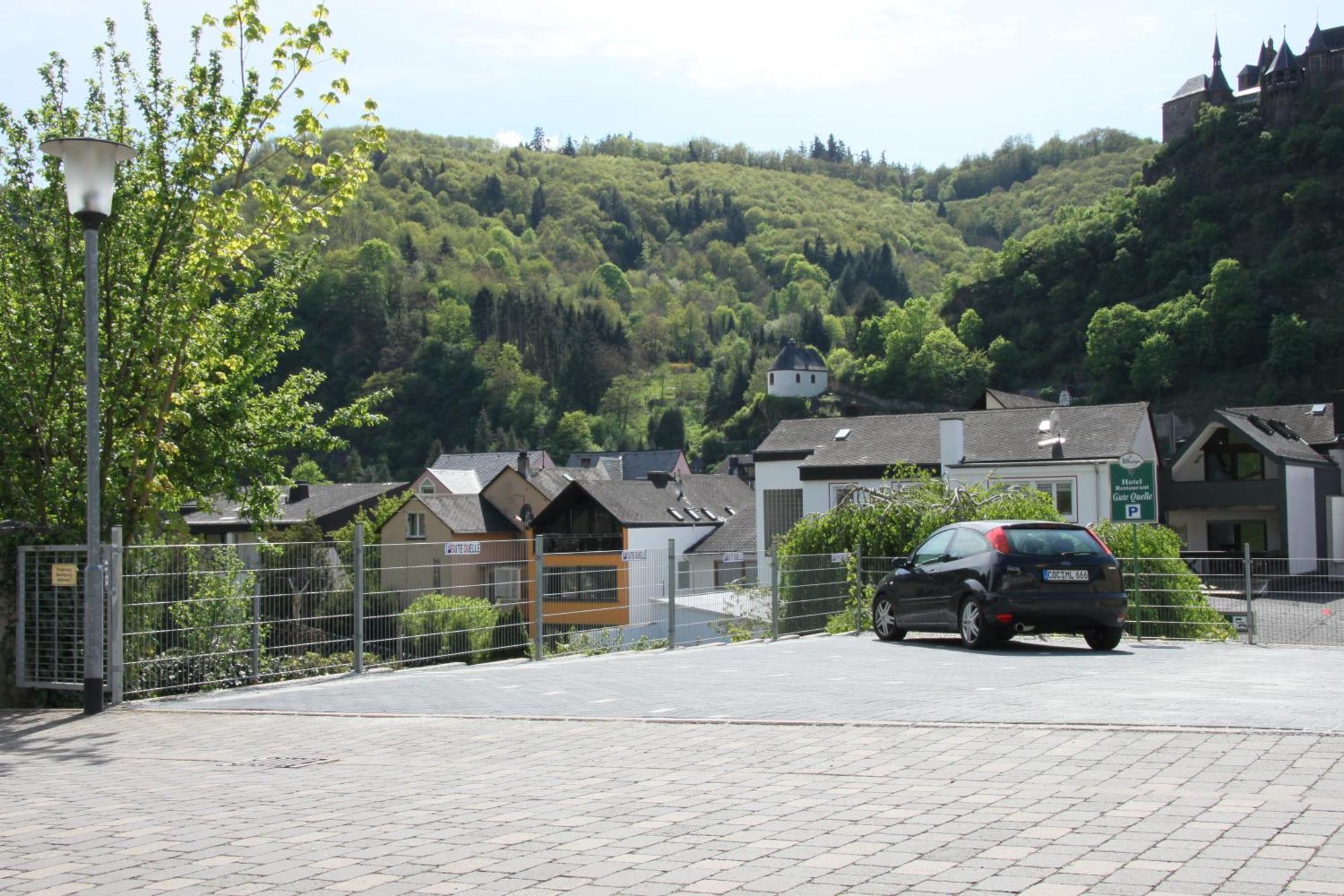 Hotel Und Gaestehaus Gute Quelle Cochem Eksteriør bilde